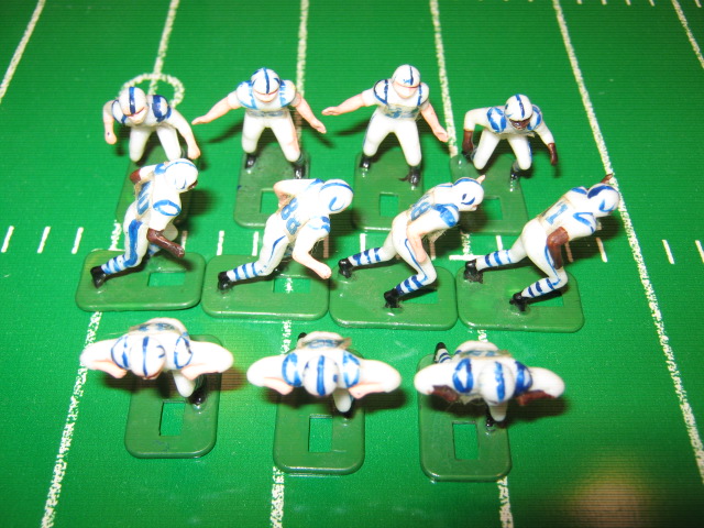 Tudor Electric Football Team
BALTIMORE COLTS
White Jersey HK71CL
